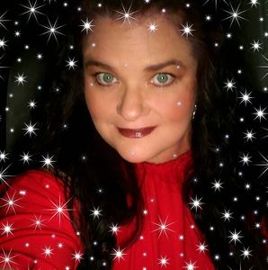 Meet your Posher, Angie